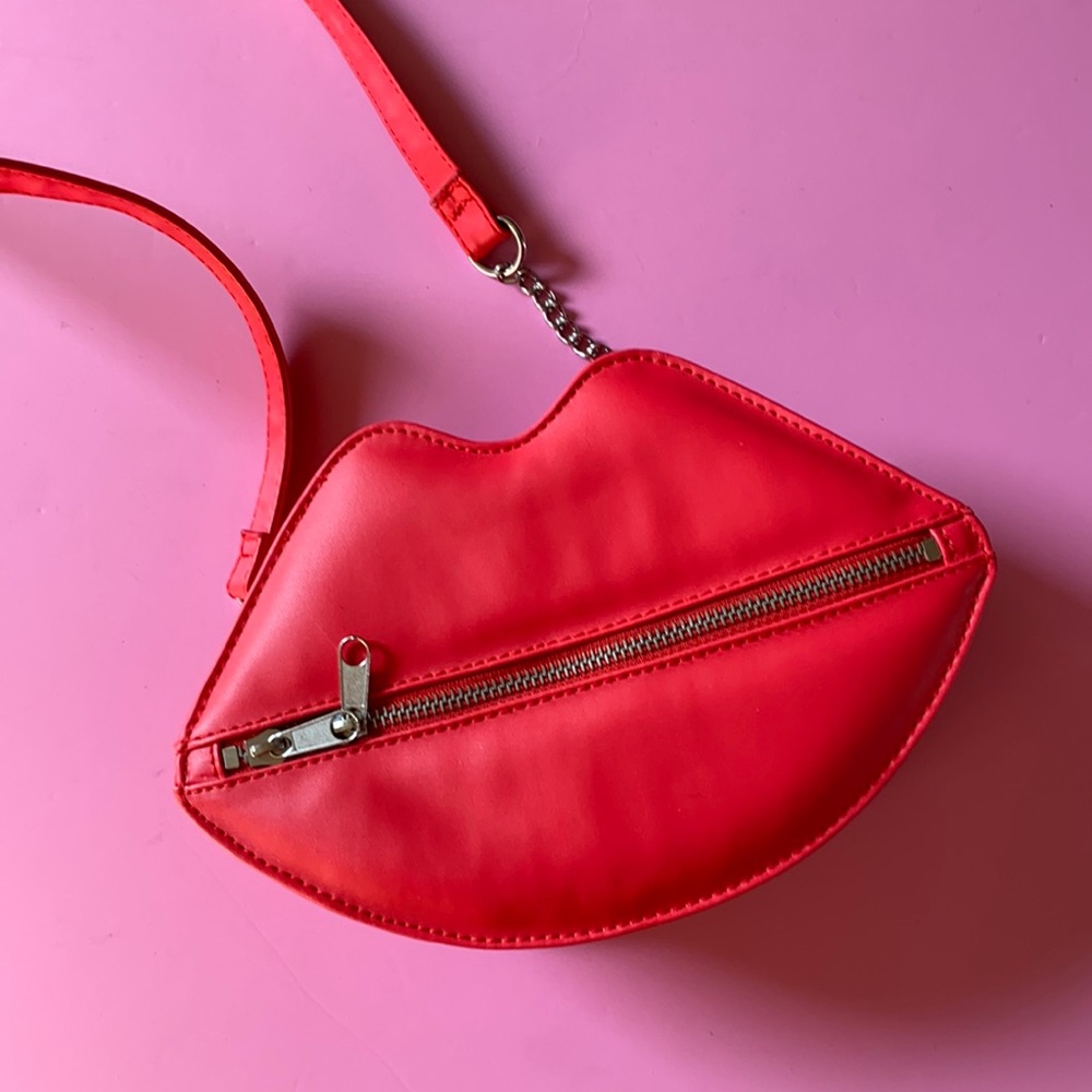H&M Lips Crossbody Purse novelty bag